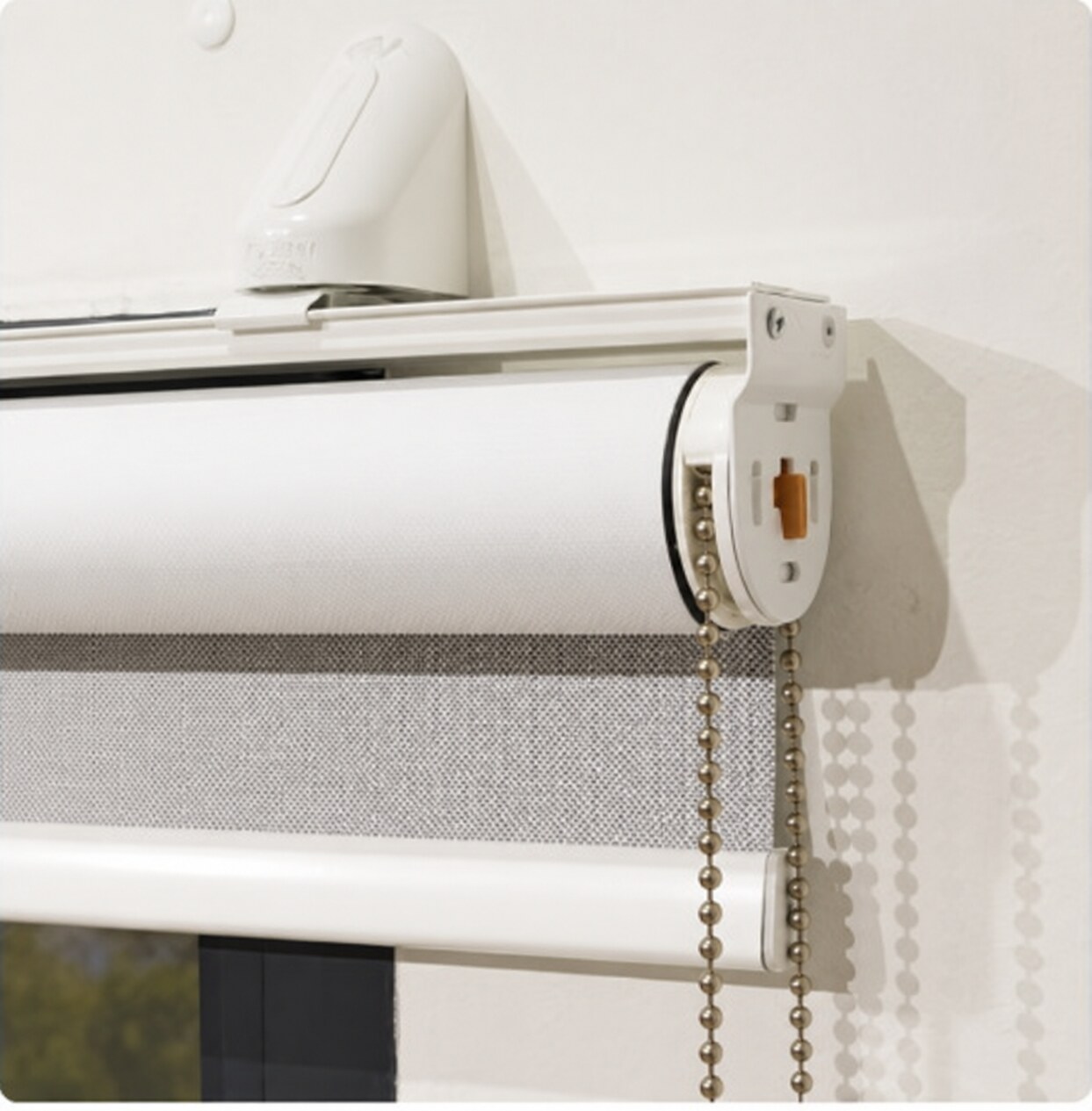 Commercial roller blind installation example