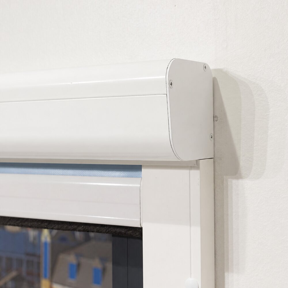 C45 Low Voltage with Channels cassette blind example